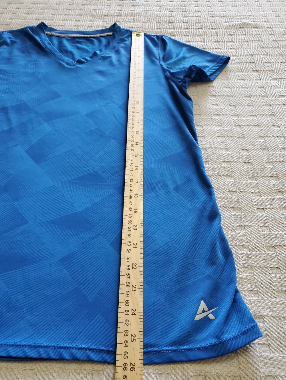 Arctic Cool Women's V-Neck Performance Tees Lot Blue Geometric Activewear Sz M - Picture 14 of 15